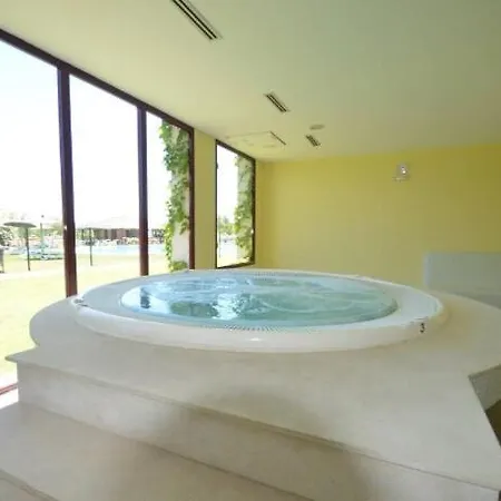 Apartment En Benahavis *
