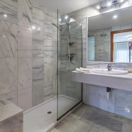 Apartment En Benahavis
